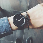 Minimalist stylish Mens quartz watch