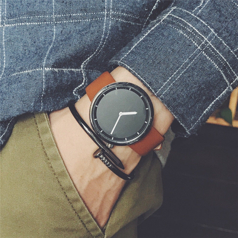 Minimalist stylish Mens quartz watch