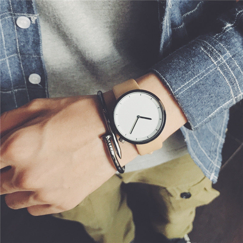 Minimalist stylish Mens quartz watch