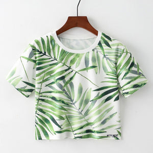 Giraffe with Glasses Cropped Short Sleeve T Shirt