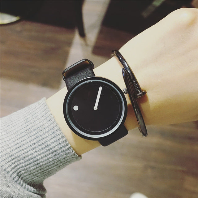 Minimalist creative wristwatch